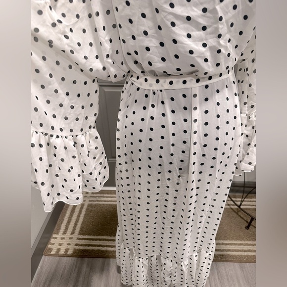 Women’s polka dots dress - Picture 6 of 7